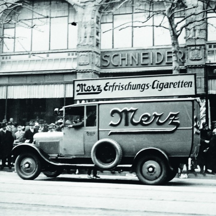 1914 – Menthol Cigarettes